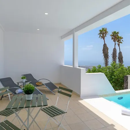 לינה וארוחת בוקר Bene Lanzarote La Asomada (Lanzarote)