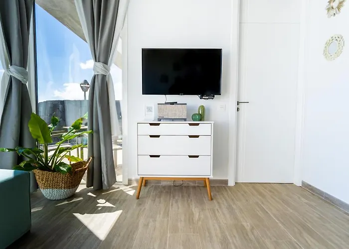 לינה וארוחת בוקר Bene Lanzarote